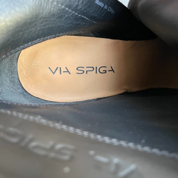 Via Spiga Booties in Graphite Suede - Picture 11 of 11